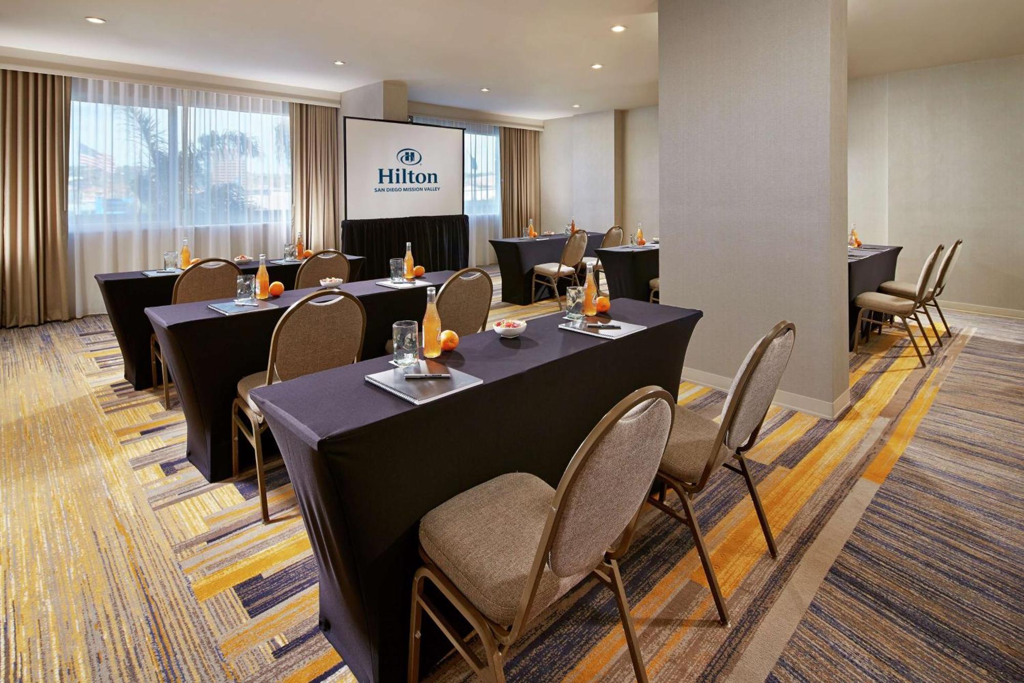Hilton San Diego Mission Valley Kültér fotó